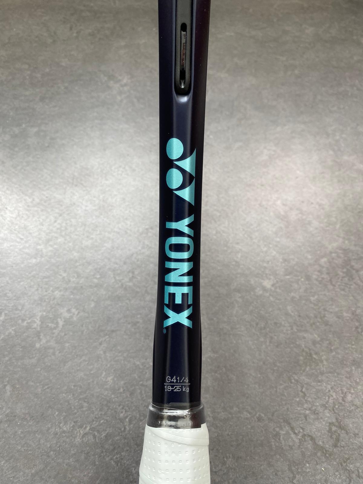 Yonex Pro Stock EZONE 98L (16x19)