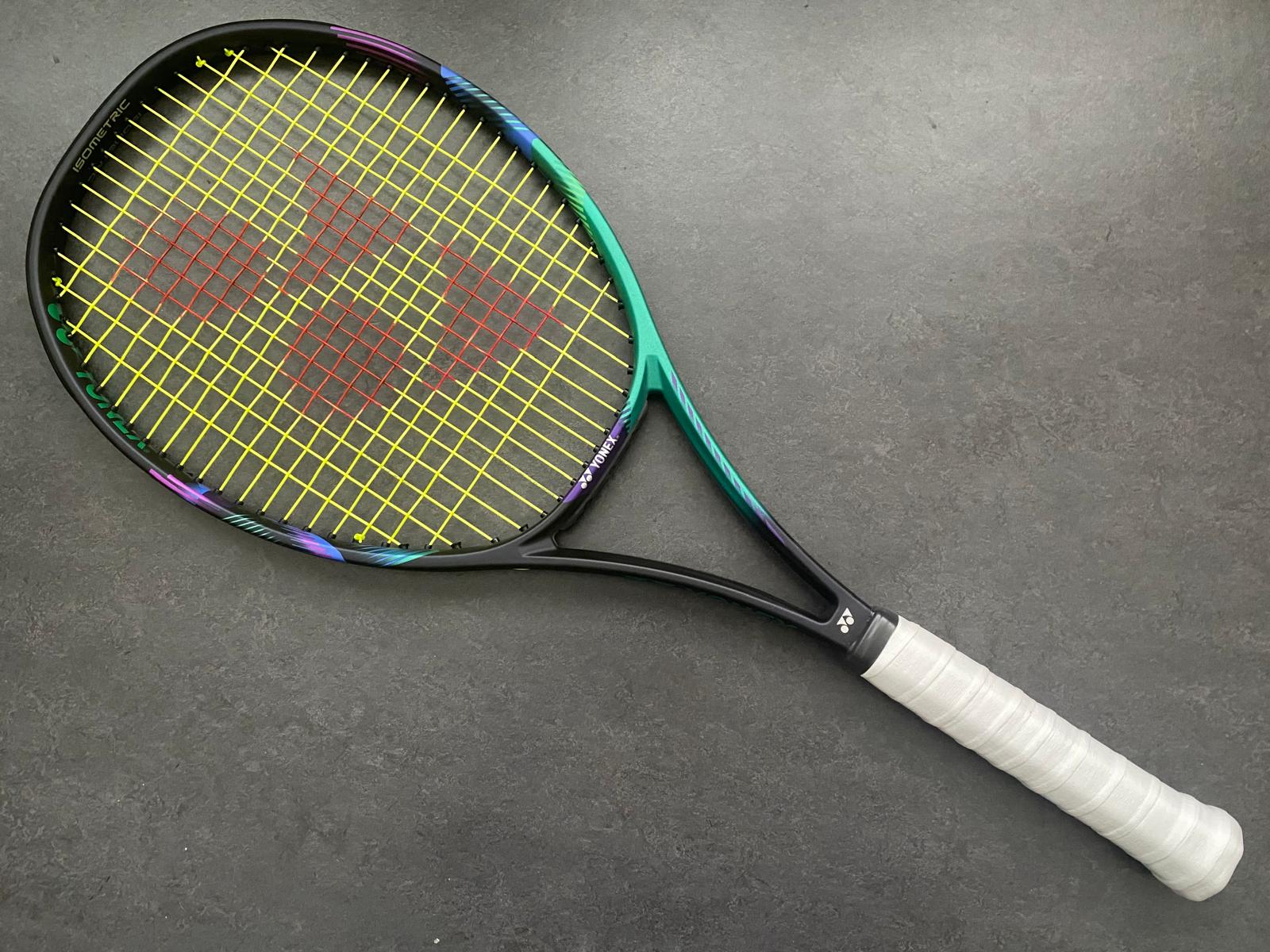 Yonex Pro Stock VCORE Pro 97 (16X19)